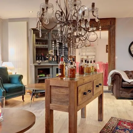 Logis De La Chapelle Hotel