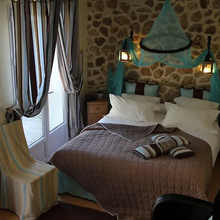 Logis De La Chapelle 3*