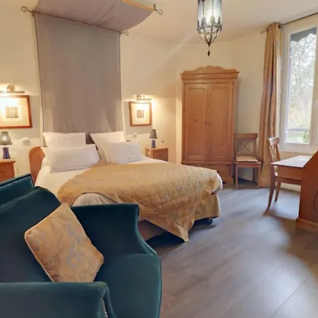 Logis De La Chapelle 3*