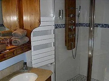 Hotel Logis De La Chapelle