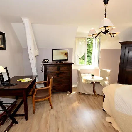 Logis De La Chapelle Milon-la-Chapelle