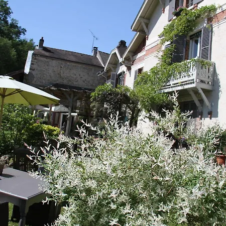 Hotel Logis De La Chapelle